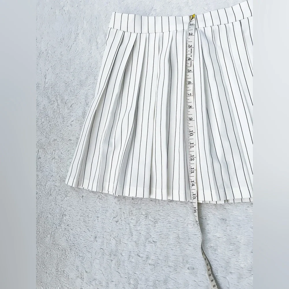LIONESS White & Black Pin Stripe Pleated High Rise Mini Skirt